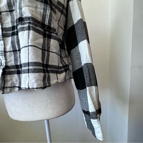 Forever 21 Flannel Cropped Plaid Shirt 100% Cotton Long Sleeve SZ M - Picture 5 of 13